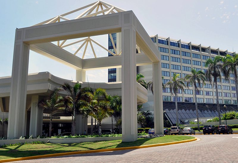 renaissance santo domingo jaragua hotel casino dominican republic luxury stay
